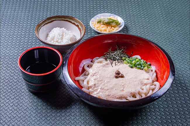冷やし山かけうどん